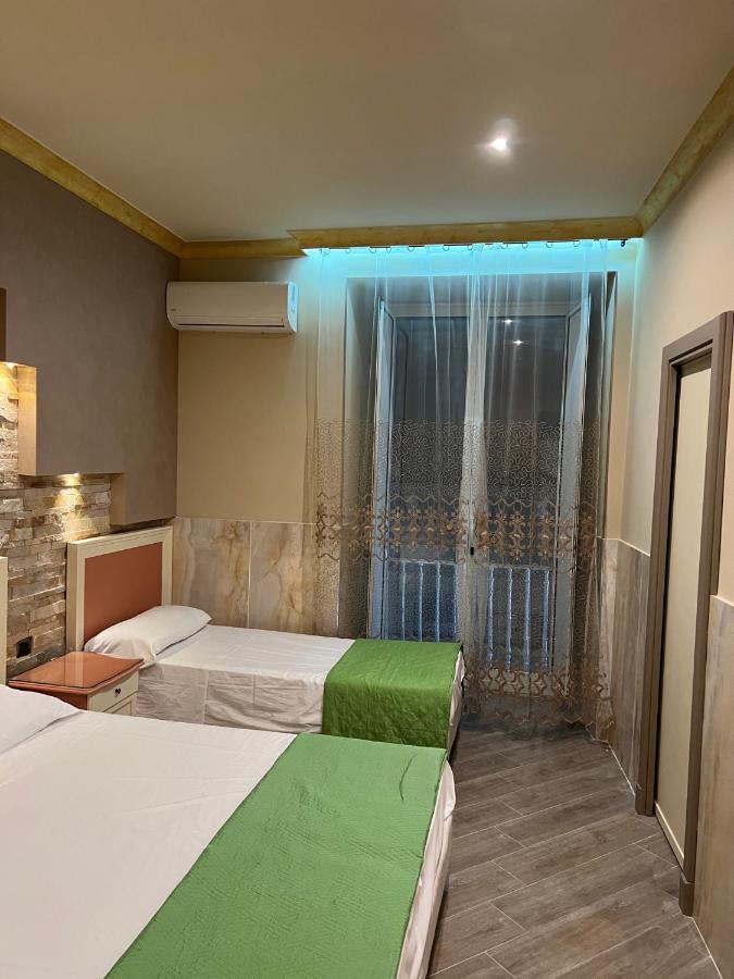 Hotel Iris Neapol Zewnętrze zdjęcie