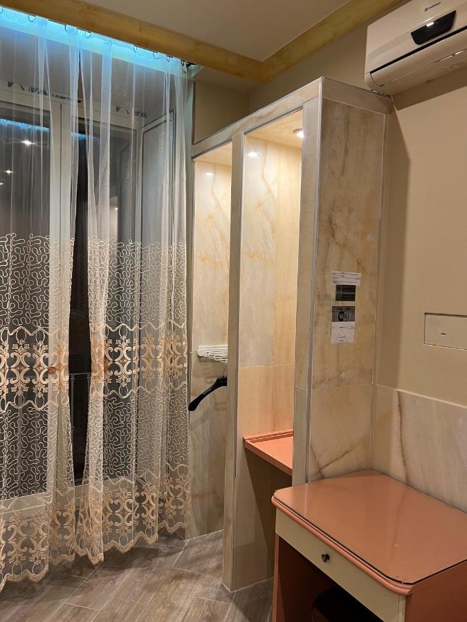 Hotel Iris Neapol Zewnętrze zdjęcie