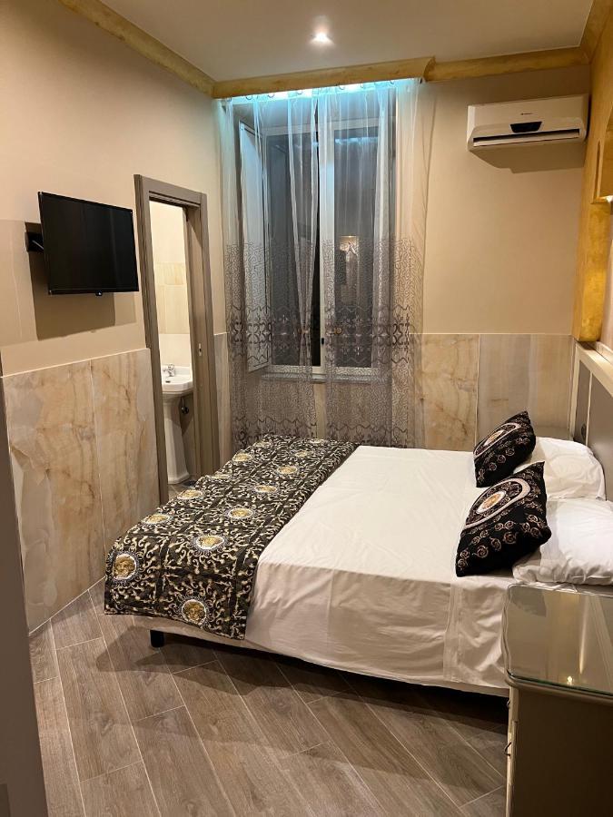 Hotel Iris Neapol Zewnętrze zdjęcie