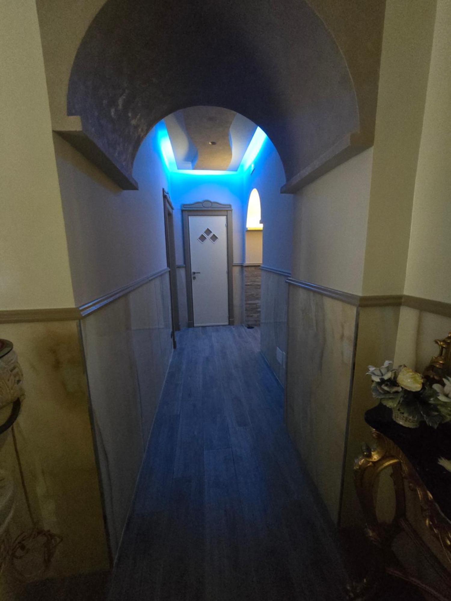 Hotel Iris Neapol Zewnętrze zdjęcie
