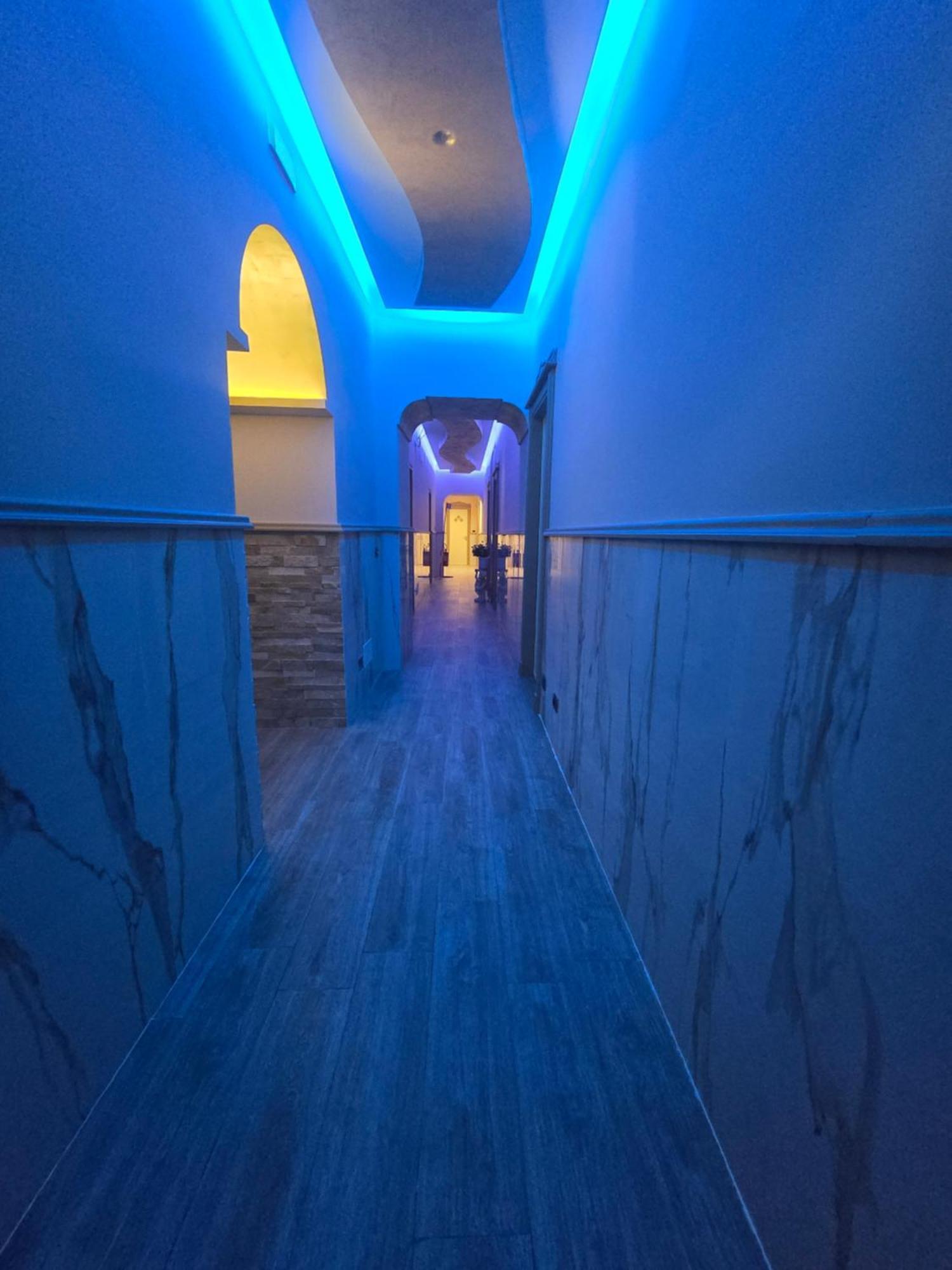 Hotel Iris Neapol Zewnętrze zdjęcie